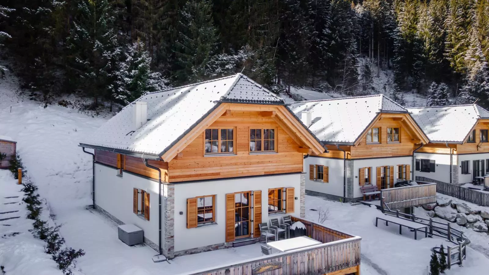Ahorn Mountainlodge-Exterieur winter
