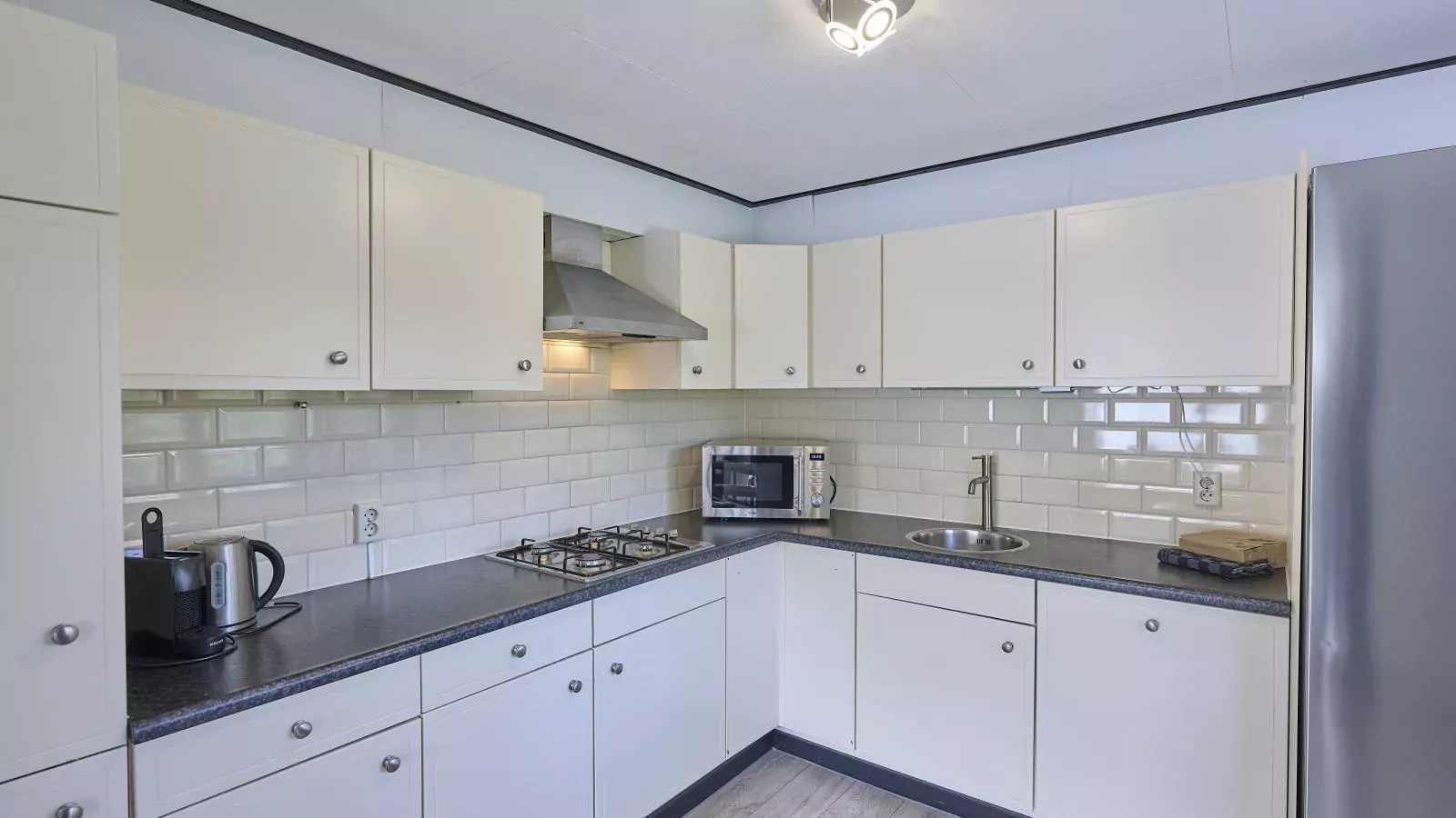 T Kaatsheuveltje 1-Keuken