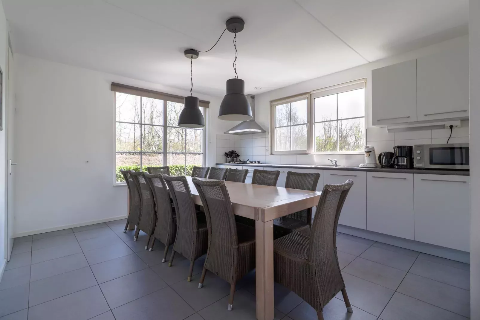 Beach Resort Makkum 32-Eetkamer
