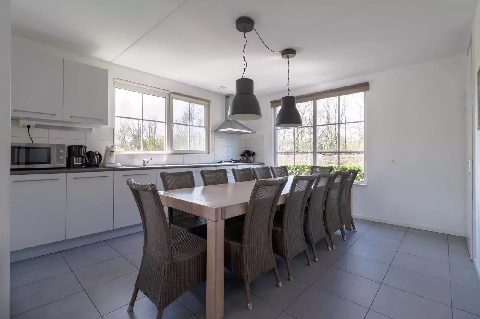 Beach Resort Makkum 32-Eetkamer