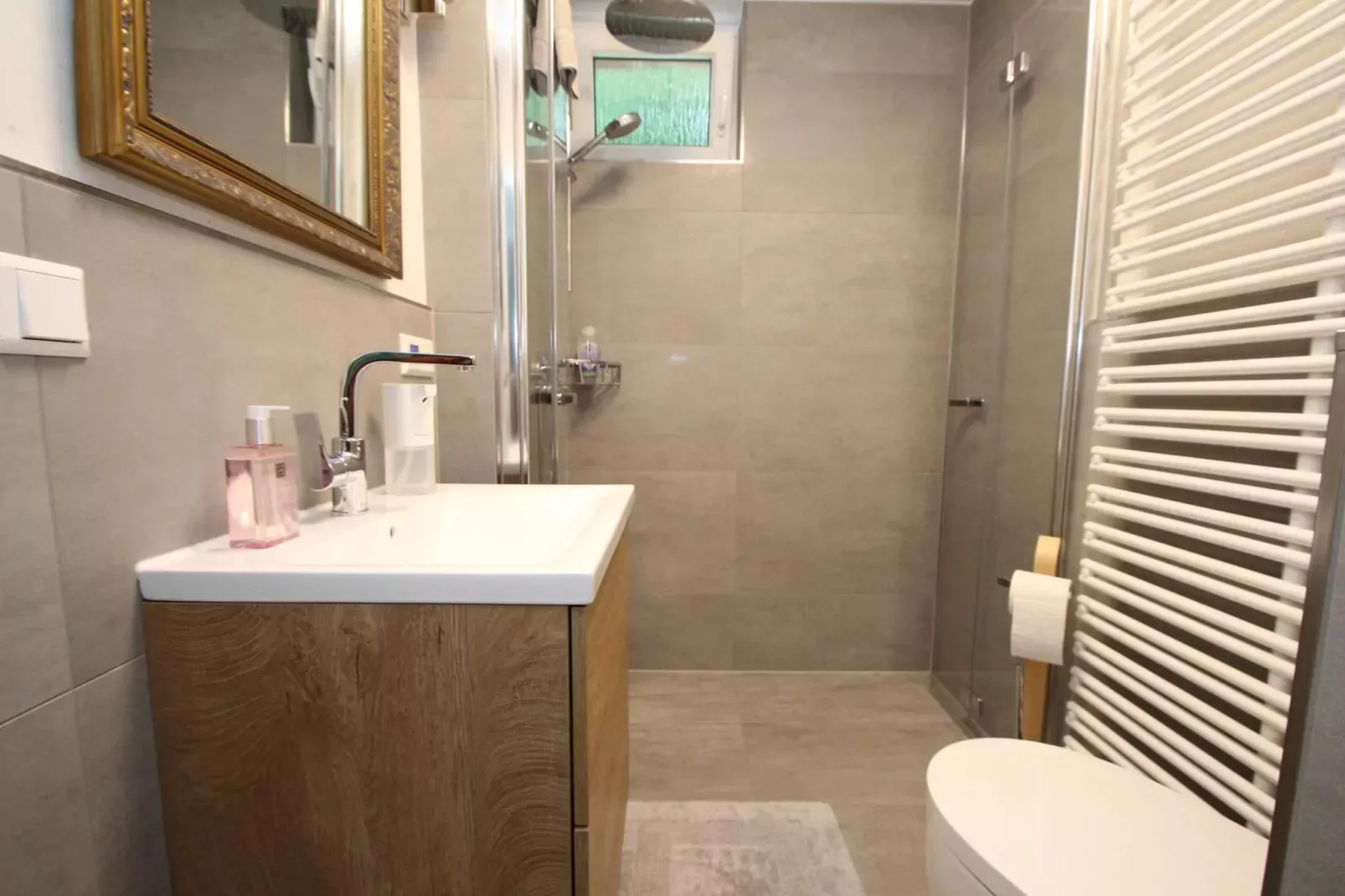 Wohnung 1 Wandernest-Badkamer