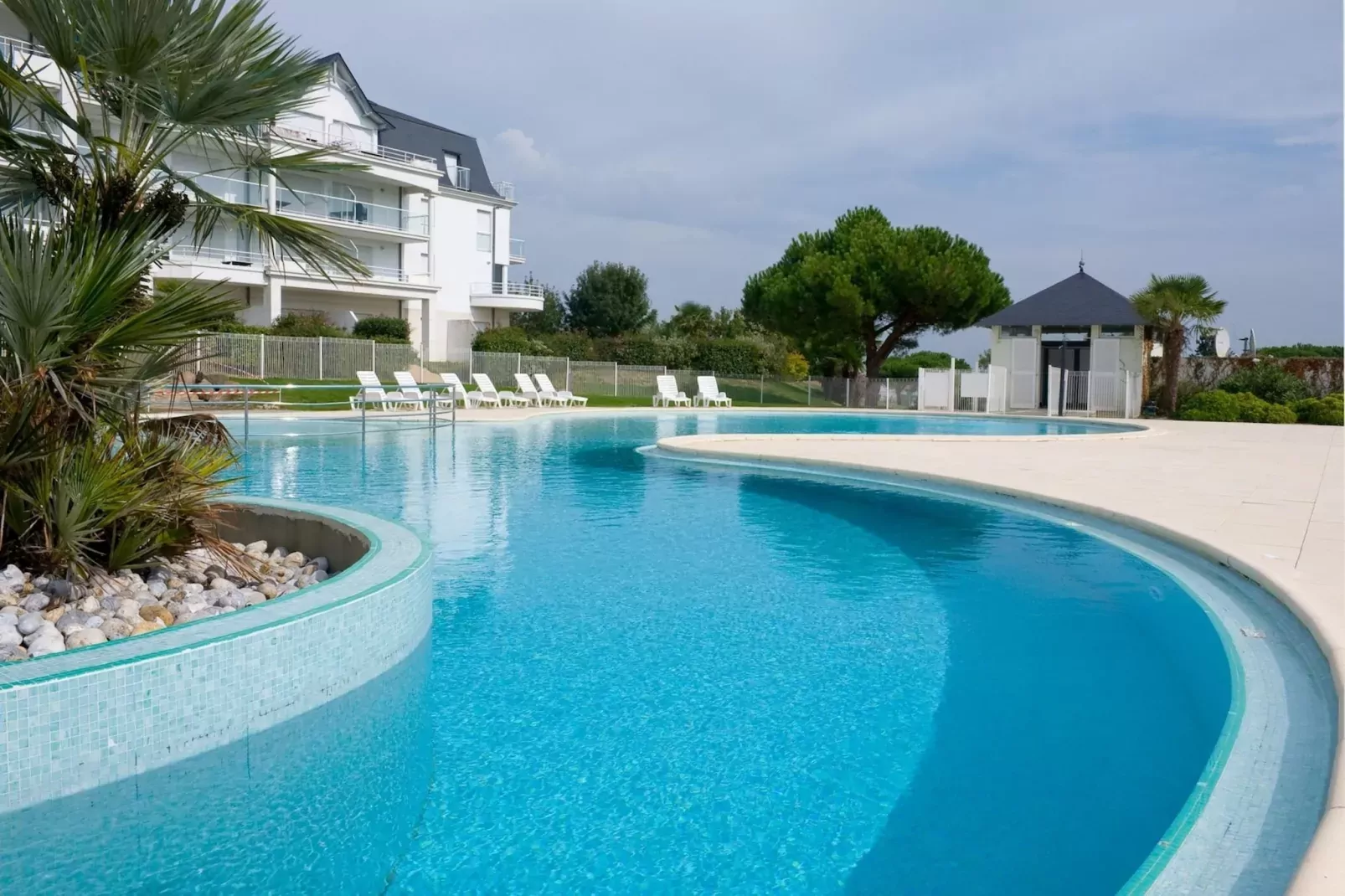 poolofhouse