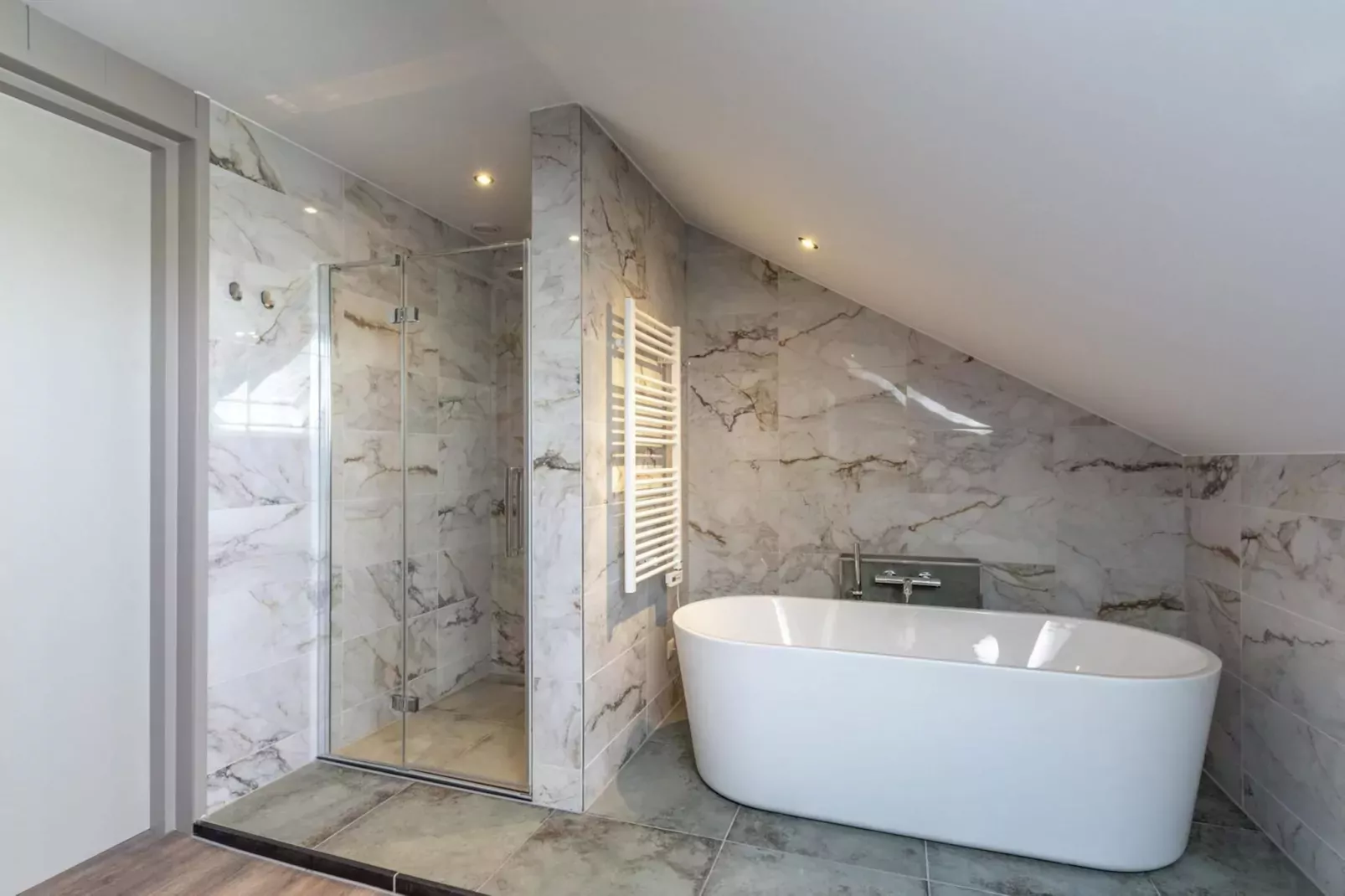 Wellness Villa Lotje-Badkamer