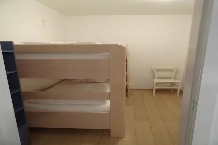 SCORPIO BI 0402GAR-Slaapkamer