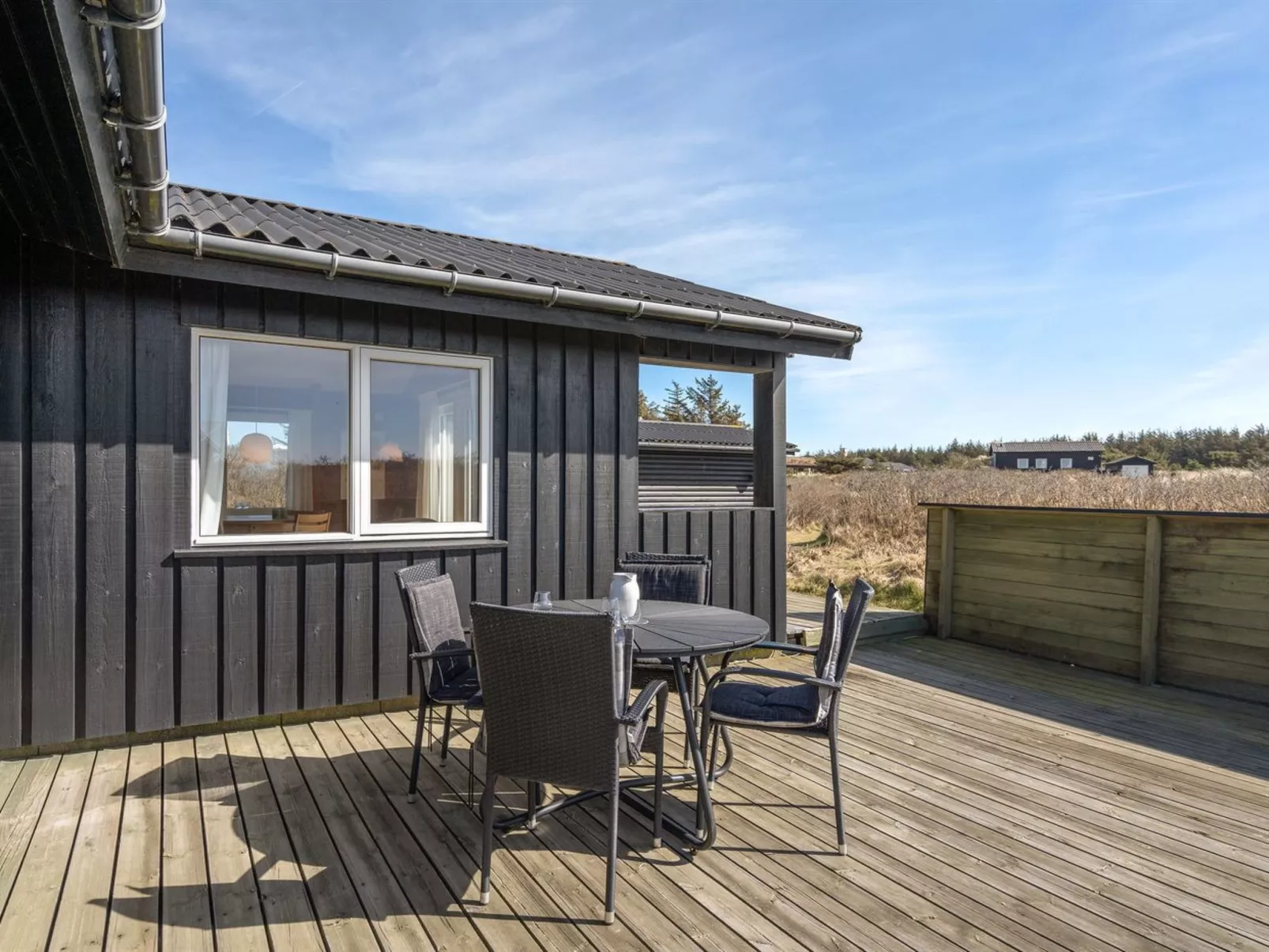 "Efra" - 400m from the sea-Buiten