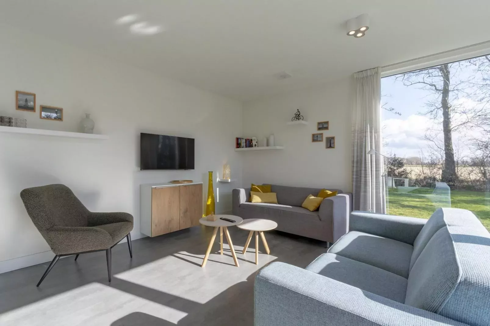 Bungalow Uitwaayer-Woonkamer