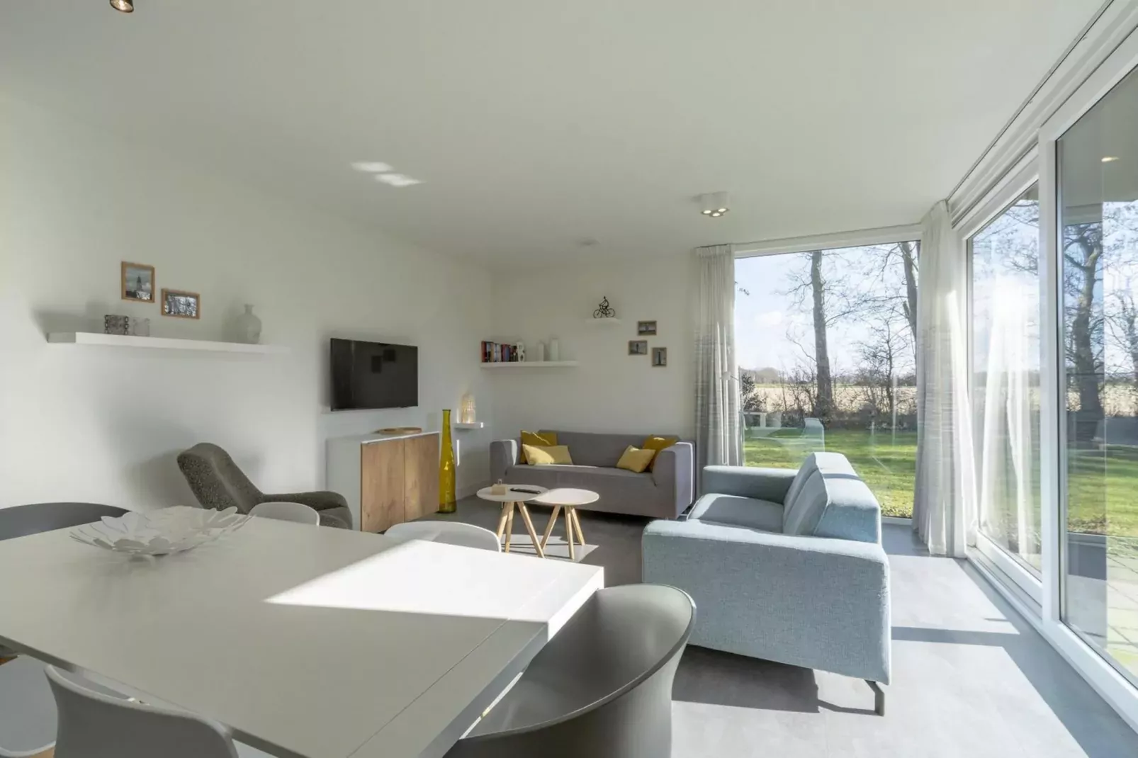 Bungalow Uitwaayer-Woonkamer