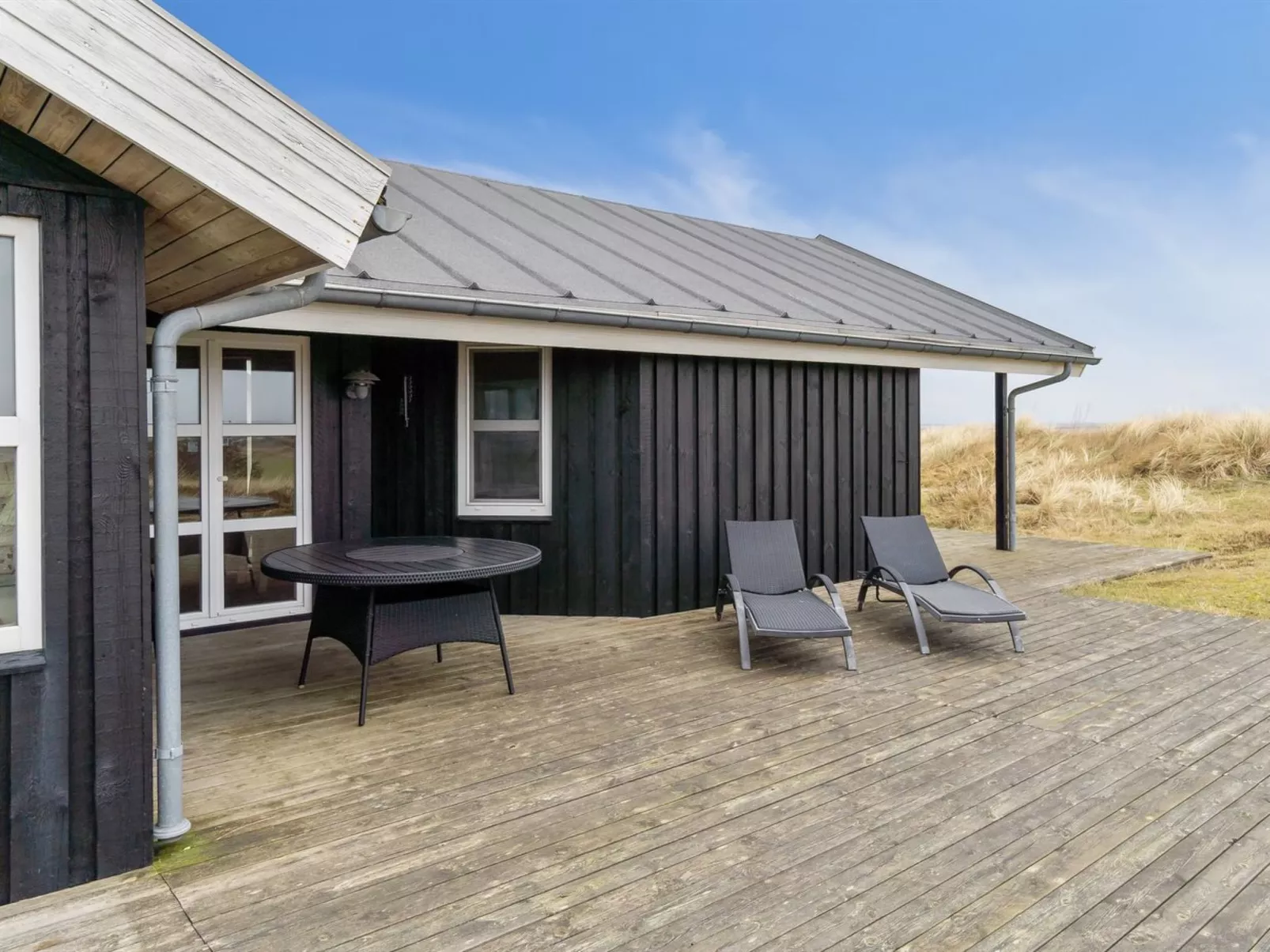 "Tahnee" - 450m from the sea-Buiten
