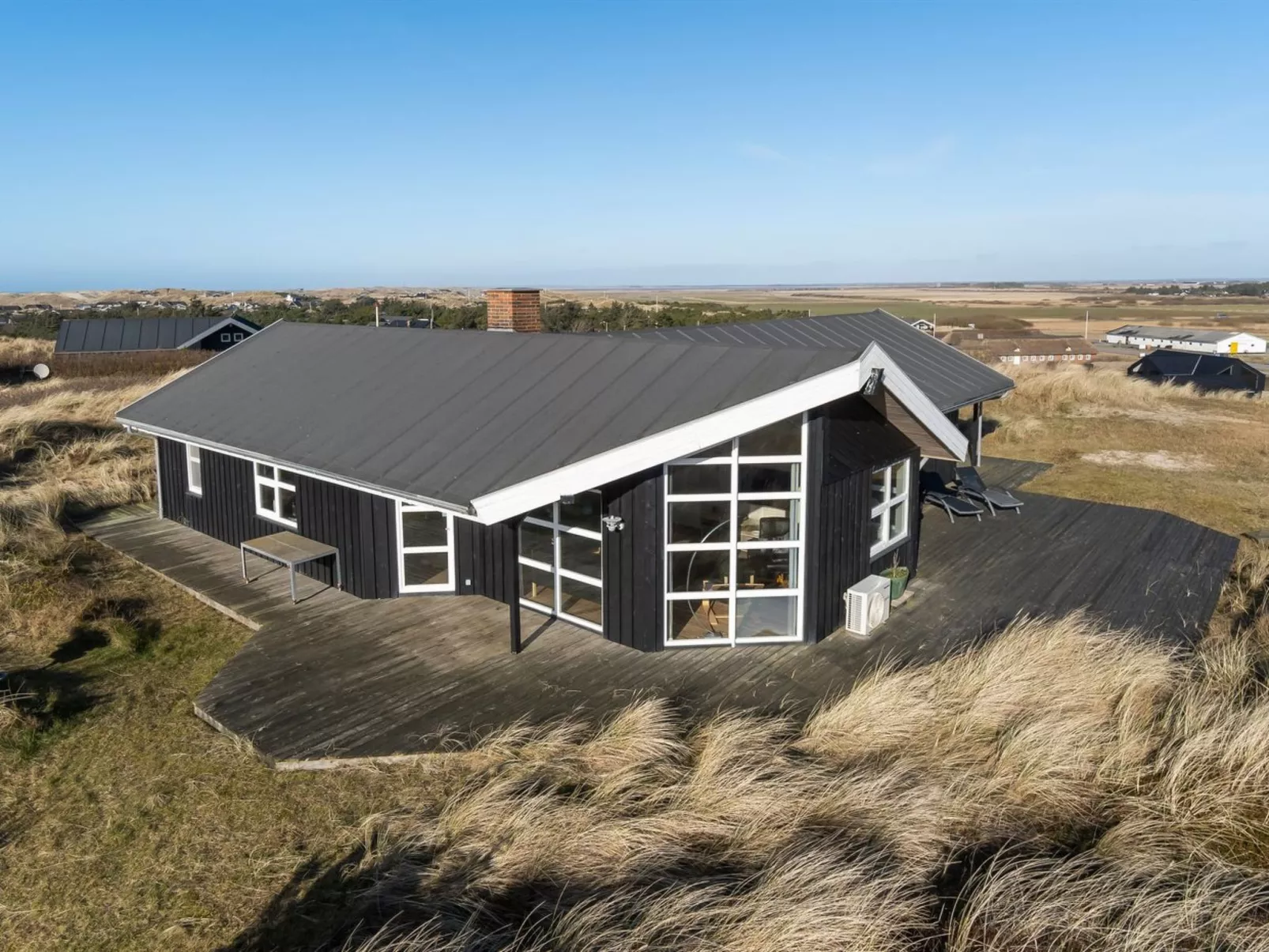 "Tahnee" - 450m from the sea-Buiten