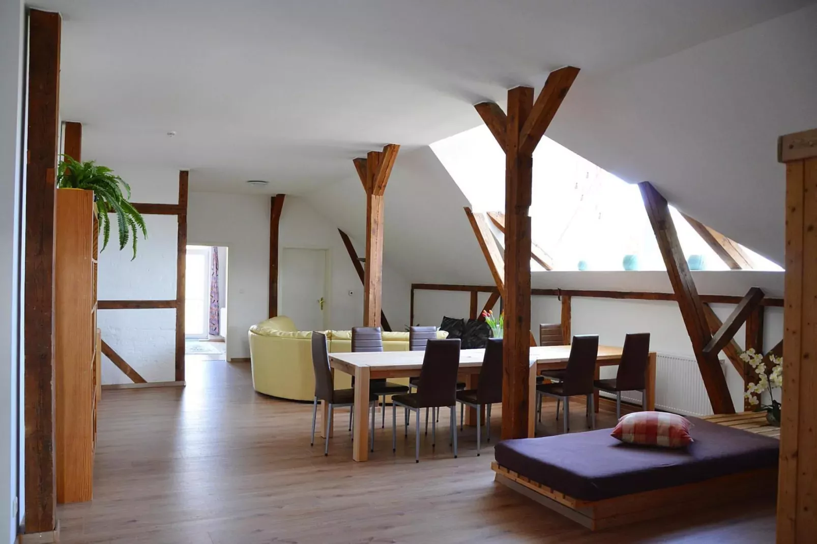Fewo im OG 180 qm-Eetkamer