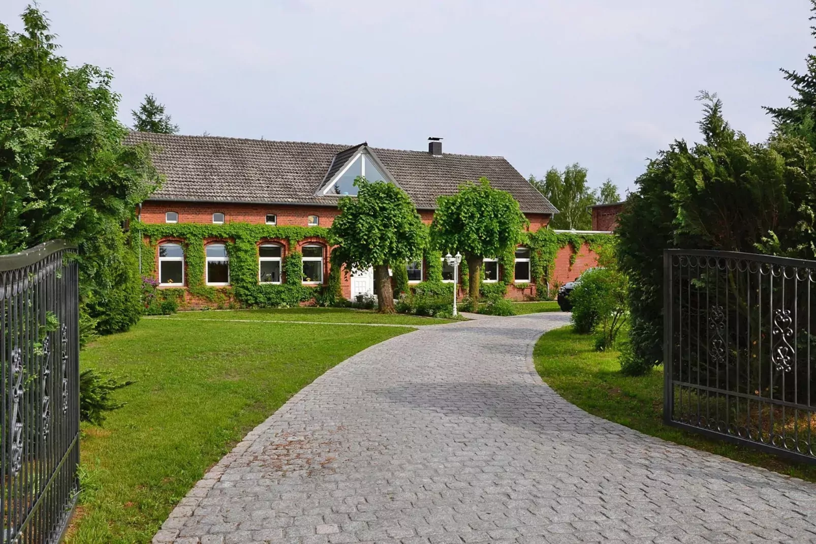 Fewo im OG 180 qm-Buitenkant zomer