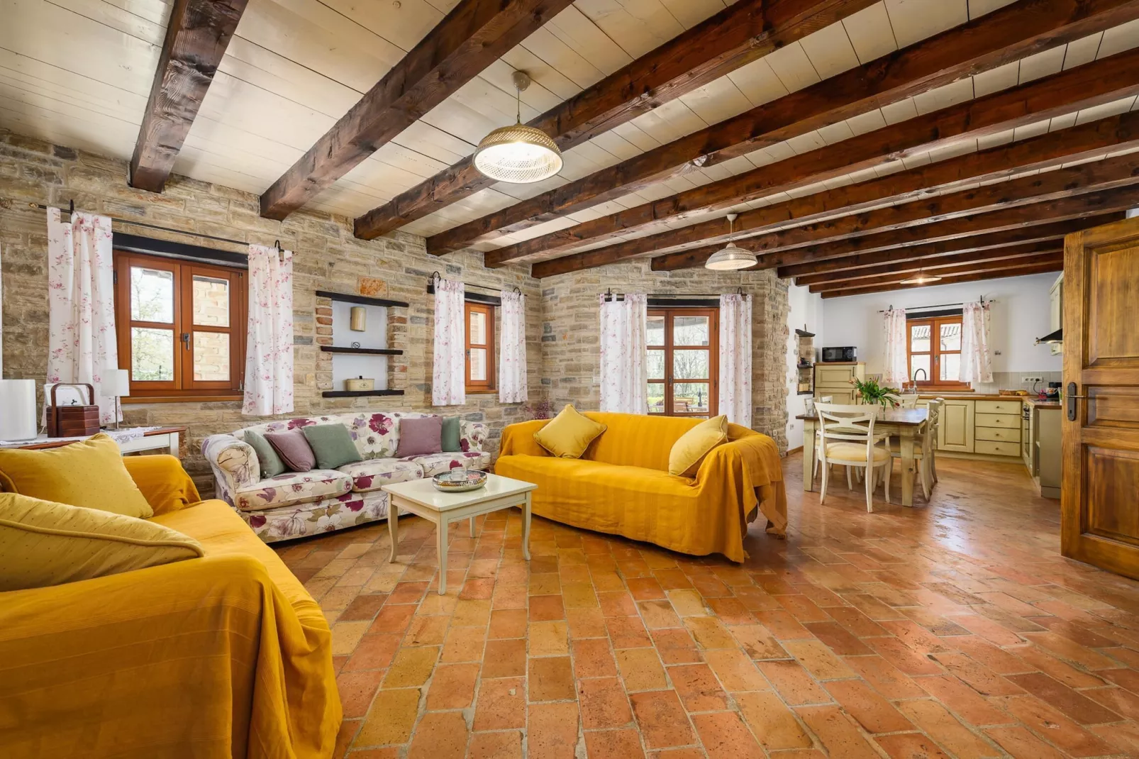 Villa Elaya