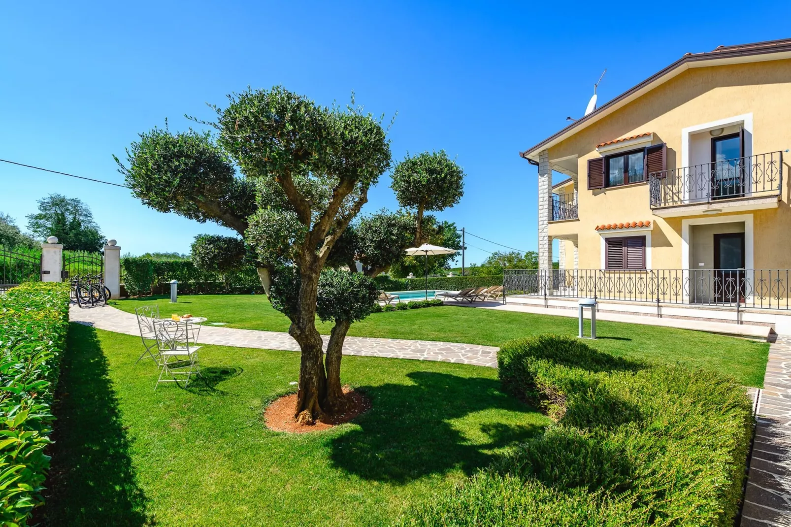 Premium Apartment Silvia II with private pool