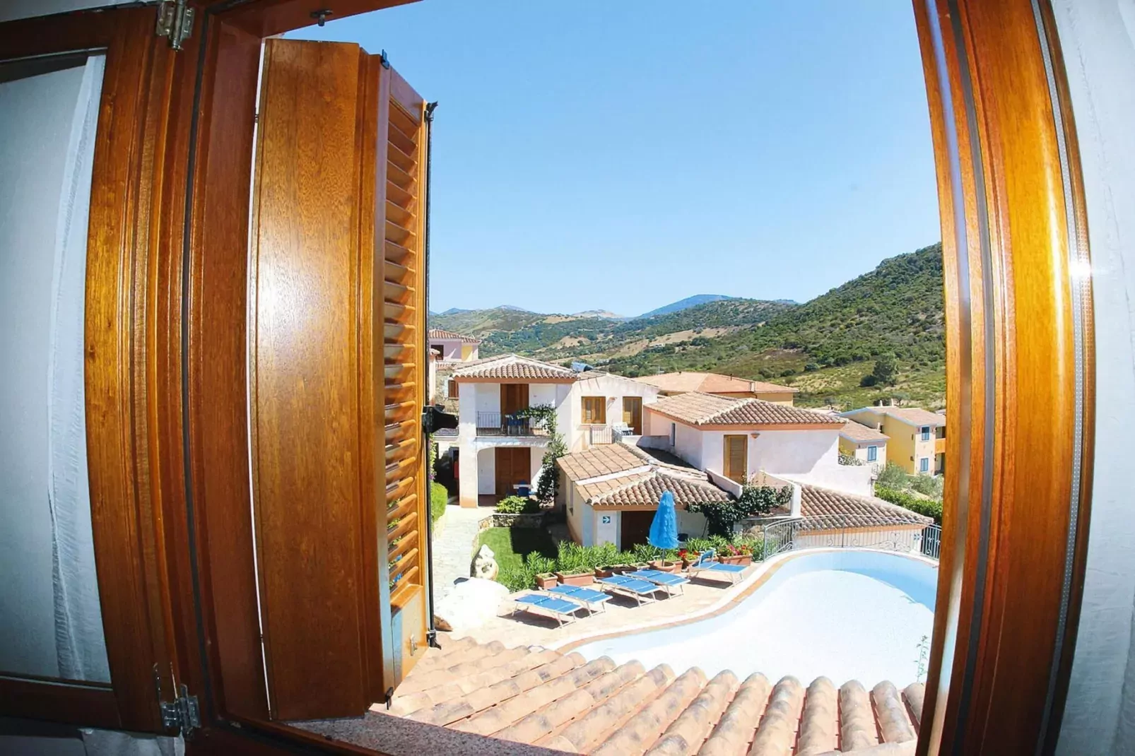 Residence Bouganvillage Tanaunella - Type Trilo 6-Uitzicht zomer