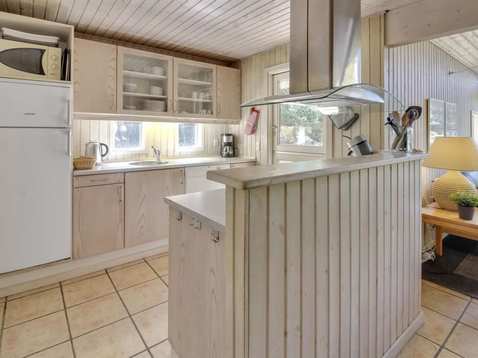 "Karri" - 1.1km from the sea-Binnen