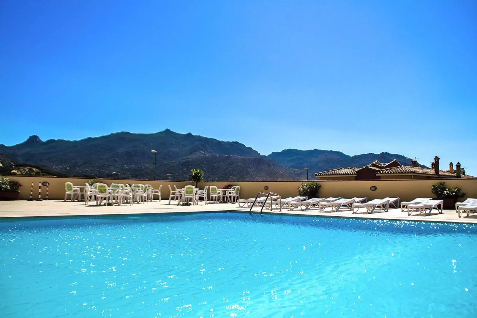 Residence le Fontane  Villasimius Trilo 6 Pers-Zwembad