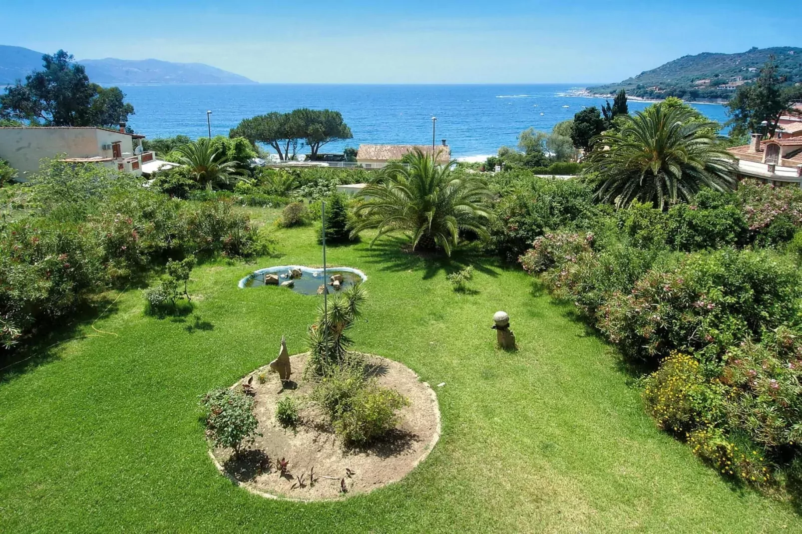 Residence Les Dauphins Tiuccia / Bilocale 4 - 2pcs-Gebieden zomer 1km