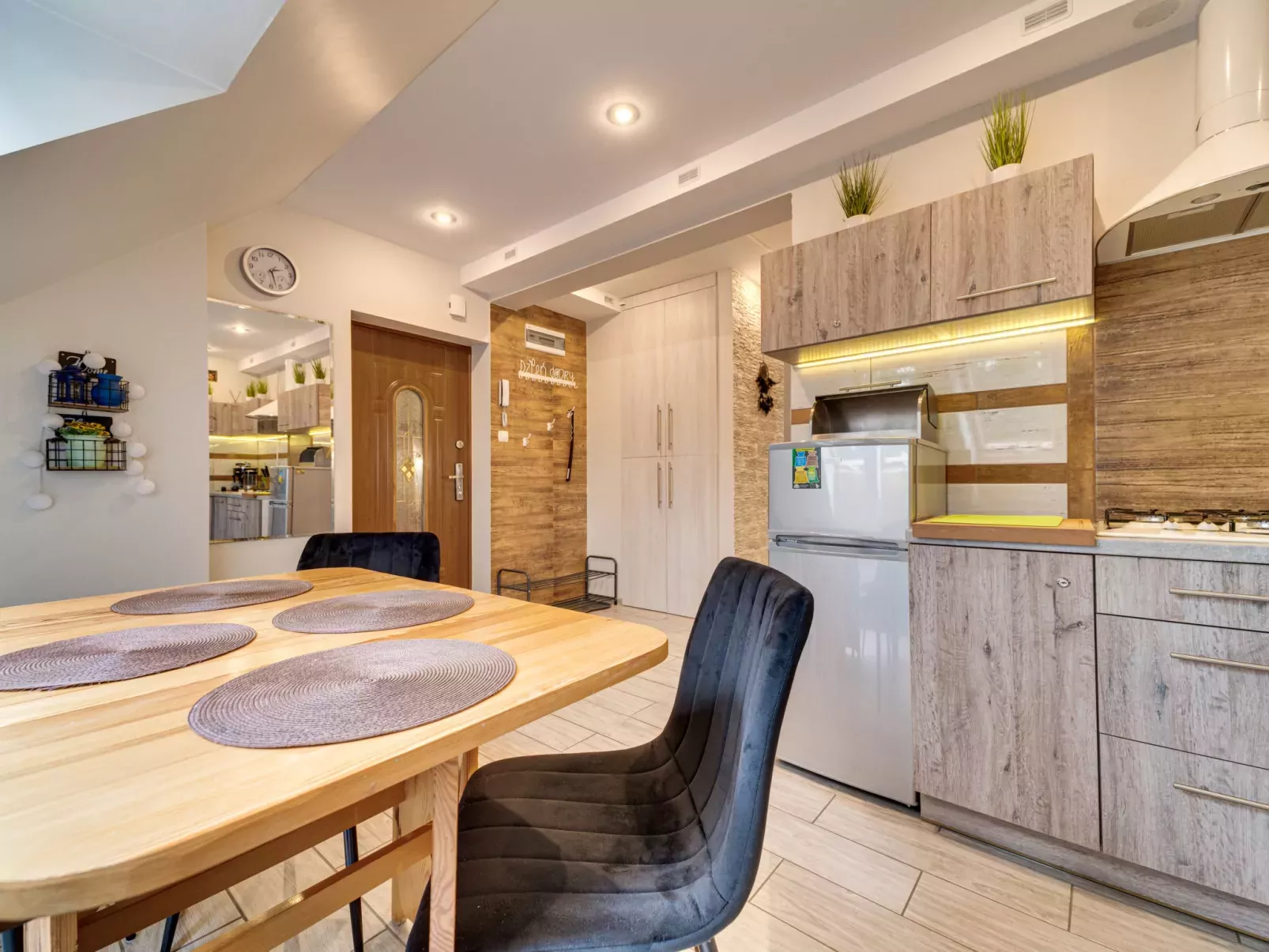 Karpacz Boczna (poddasze)-Binnen