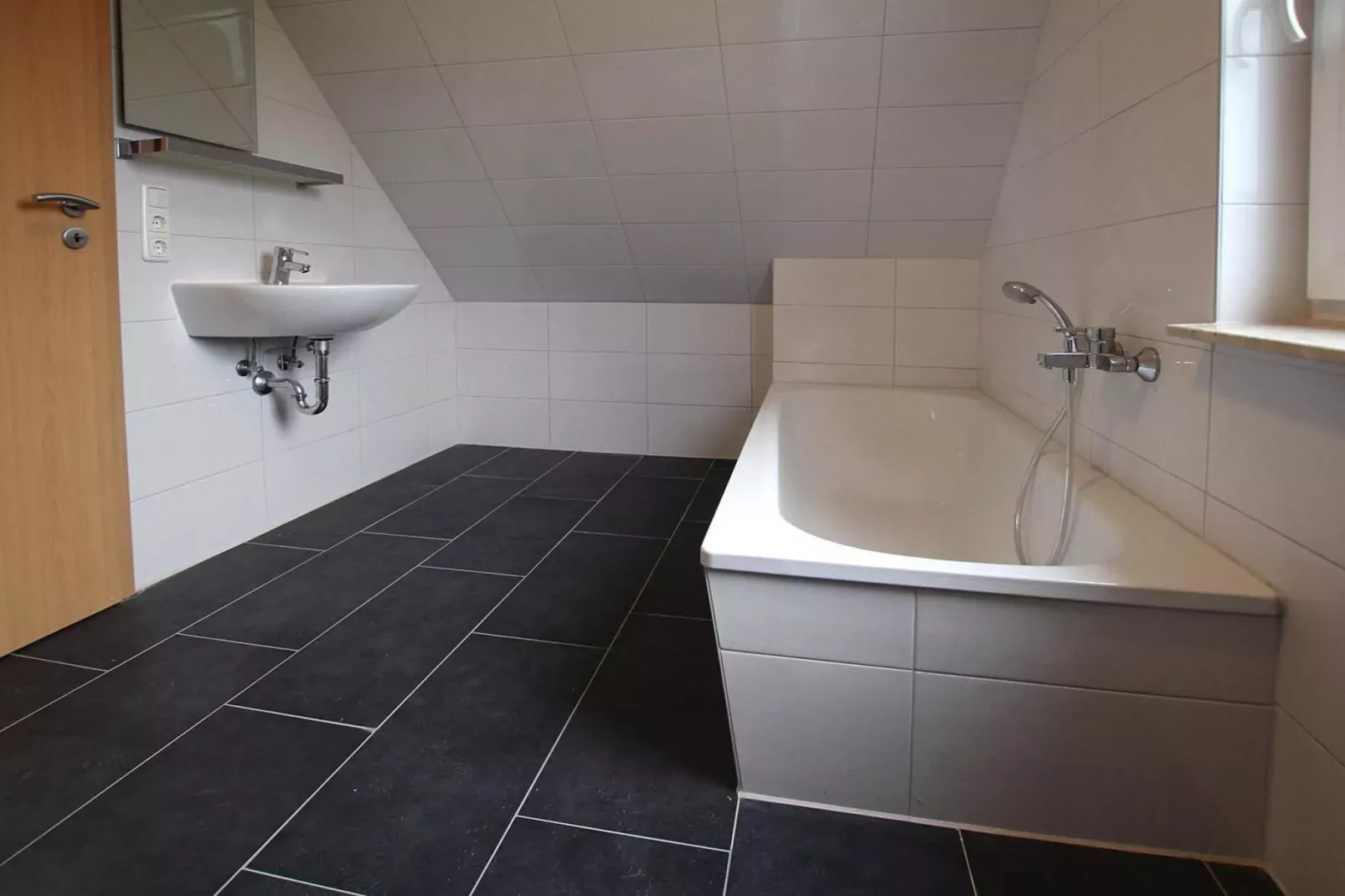 Kiebitz neu 100 qm-Badkamer