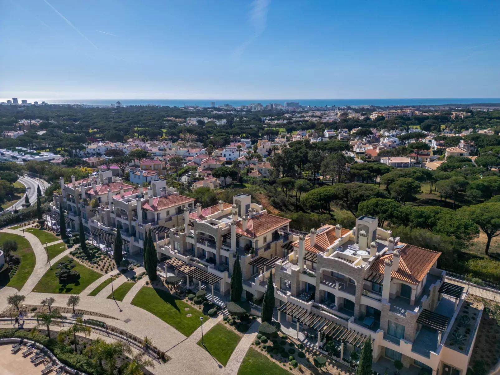 Pine Hills Turquesa-Buiten