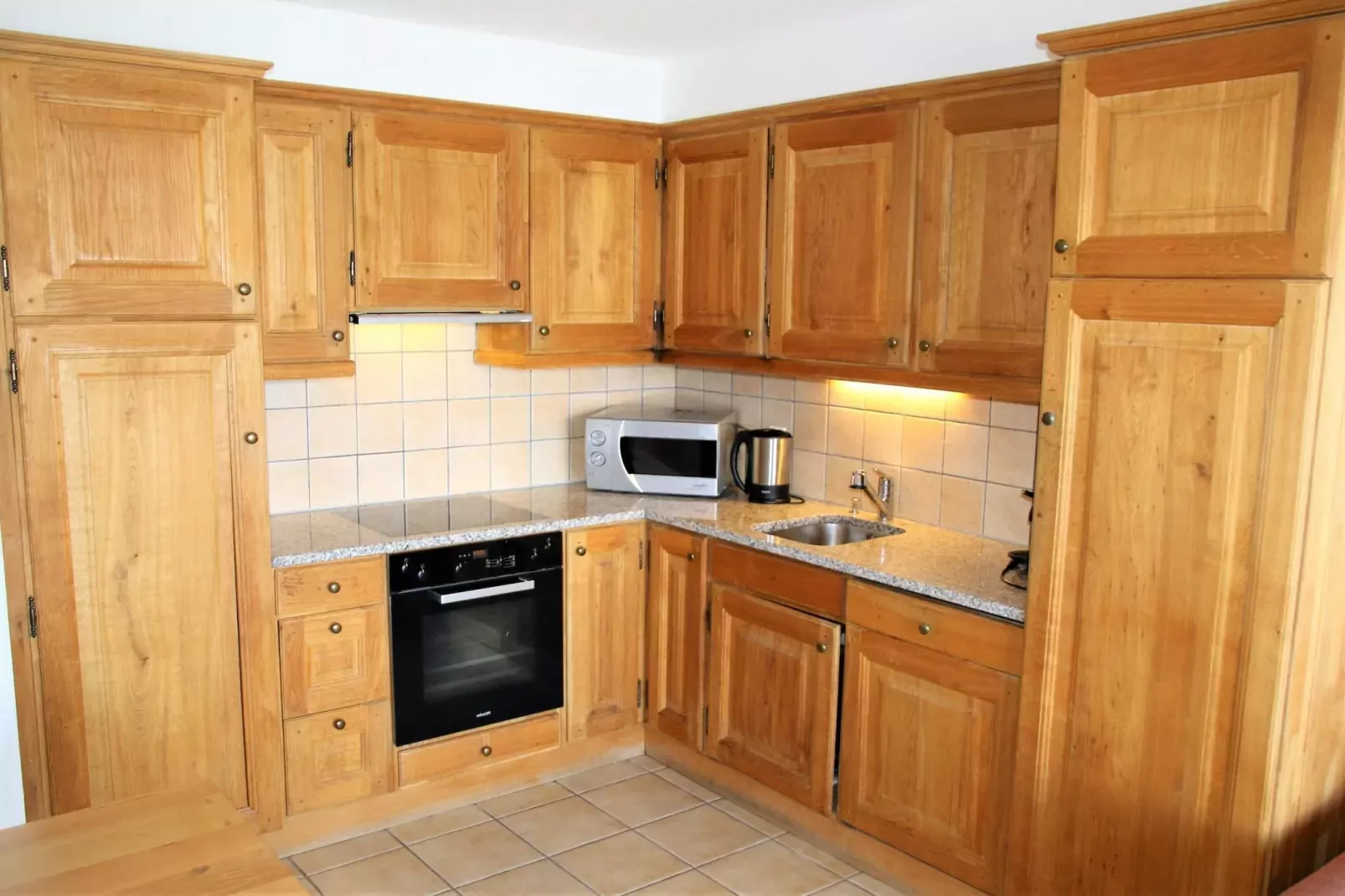 Plein Ciel VA 012 - MOUNTAIN apartment 4 pers-Keuken