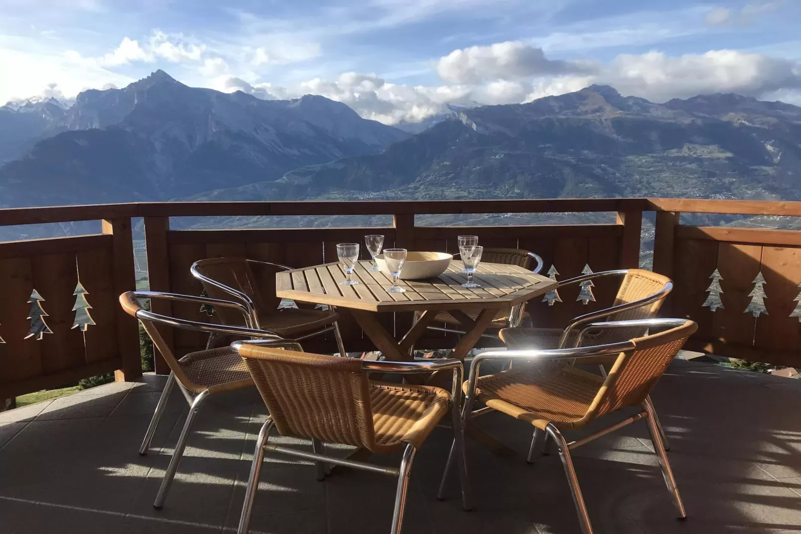 Perce Neige PN H - VIEW & CENTER Apartment 10 per-Terrasbalkon