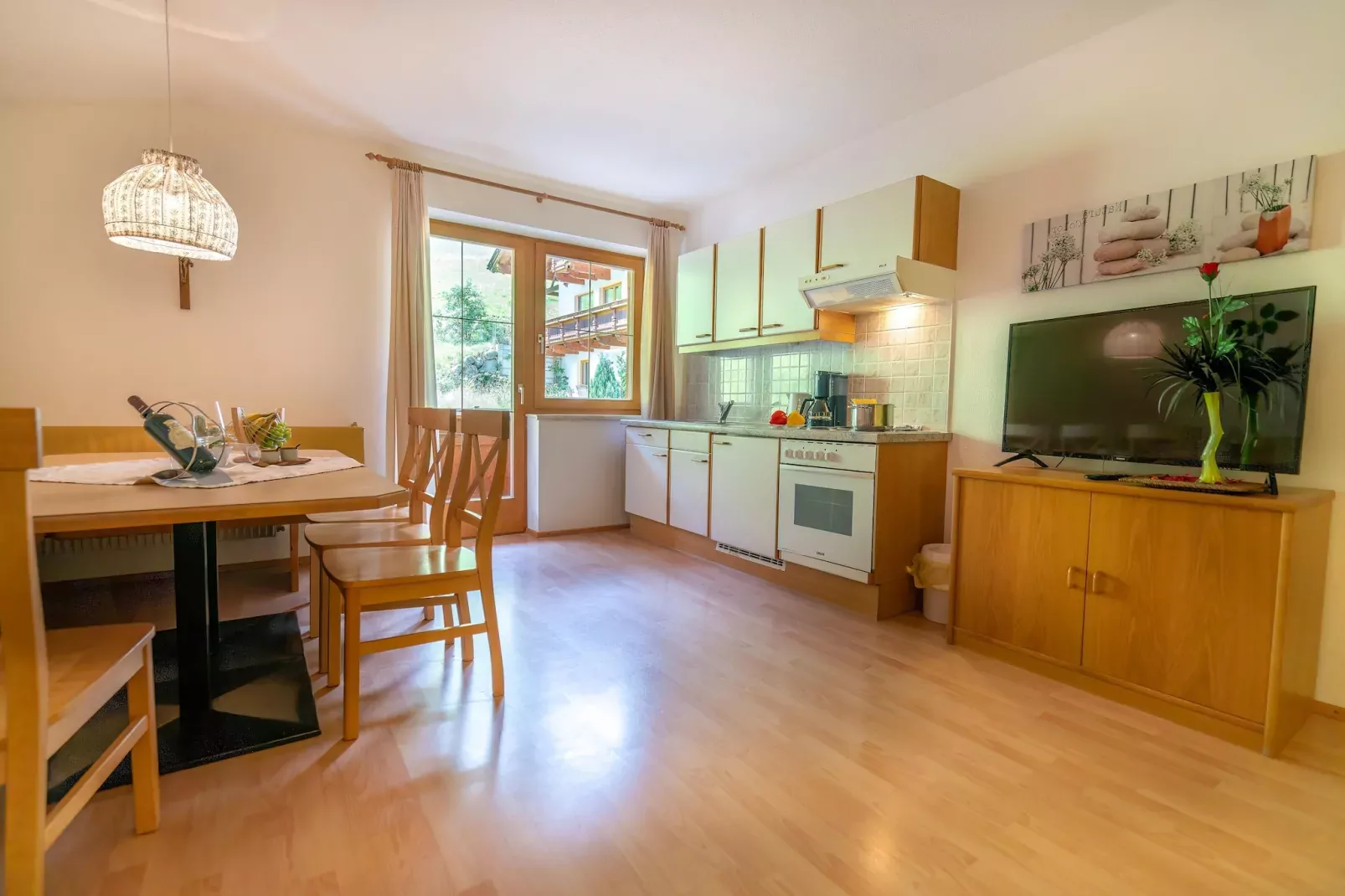 Apartment 14-Eetkamer