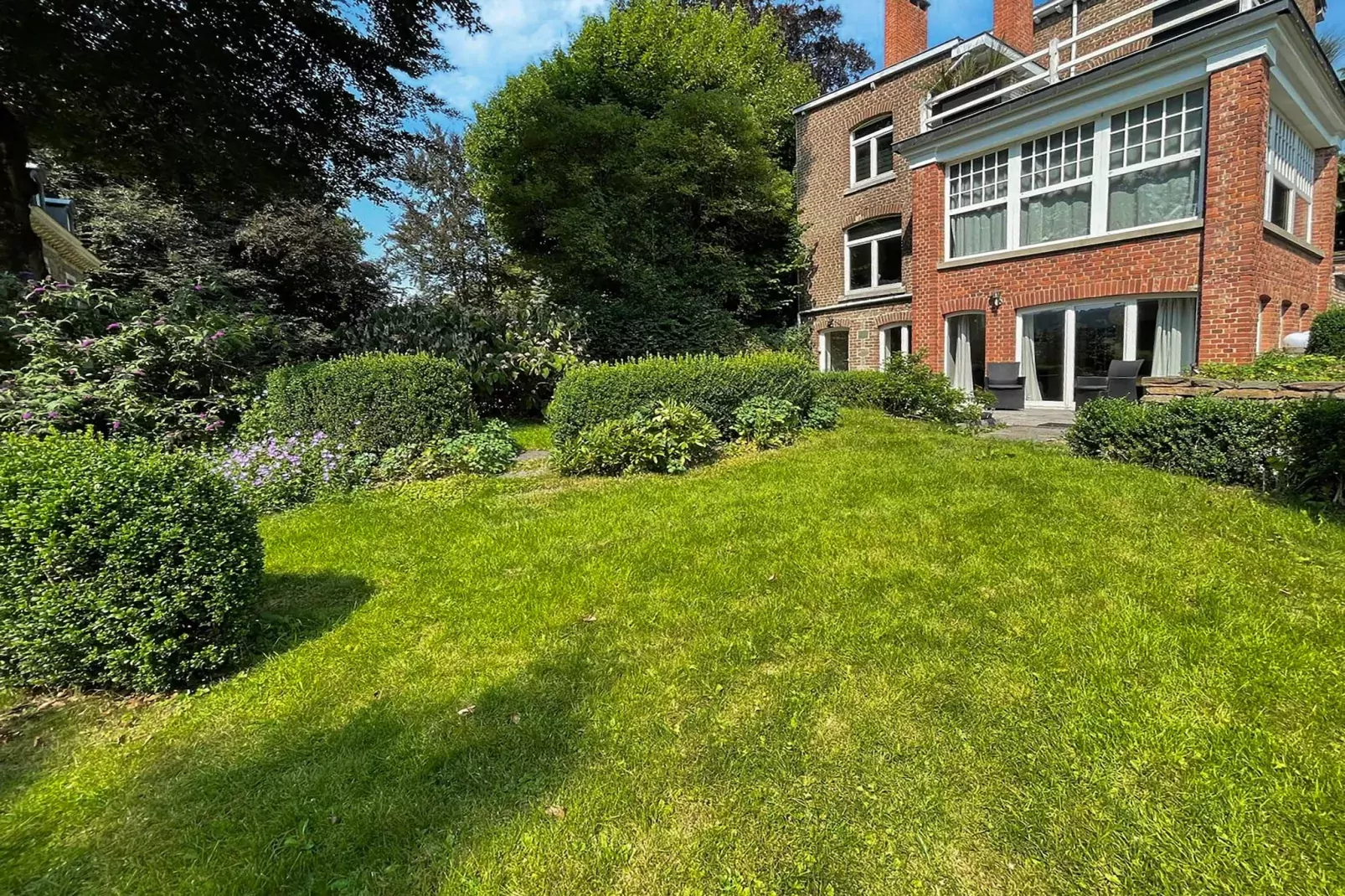 La Villa Louise 2-Tuinen zomer