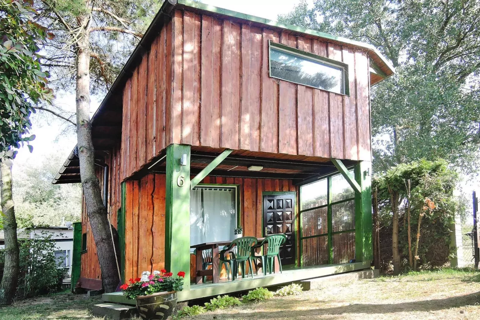 The Green House in Sulomino Western Picnic Country nr 6