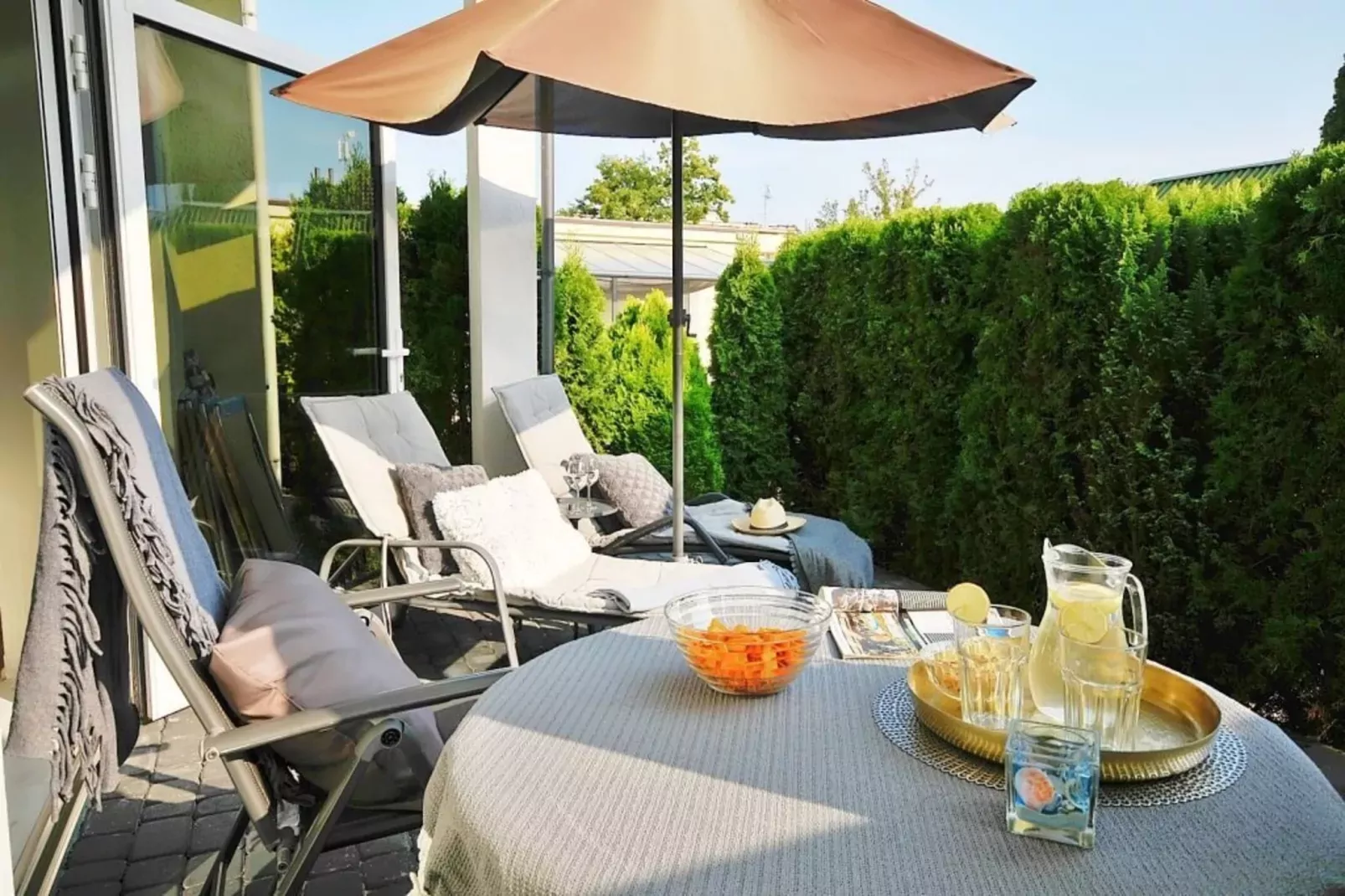 Apartament nr 2 50 qm parter Ustronie Morskie-Terrasbalkon