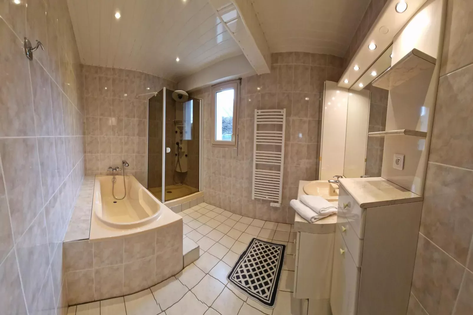 Holiday home Plougasnou-Badkamer
