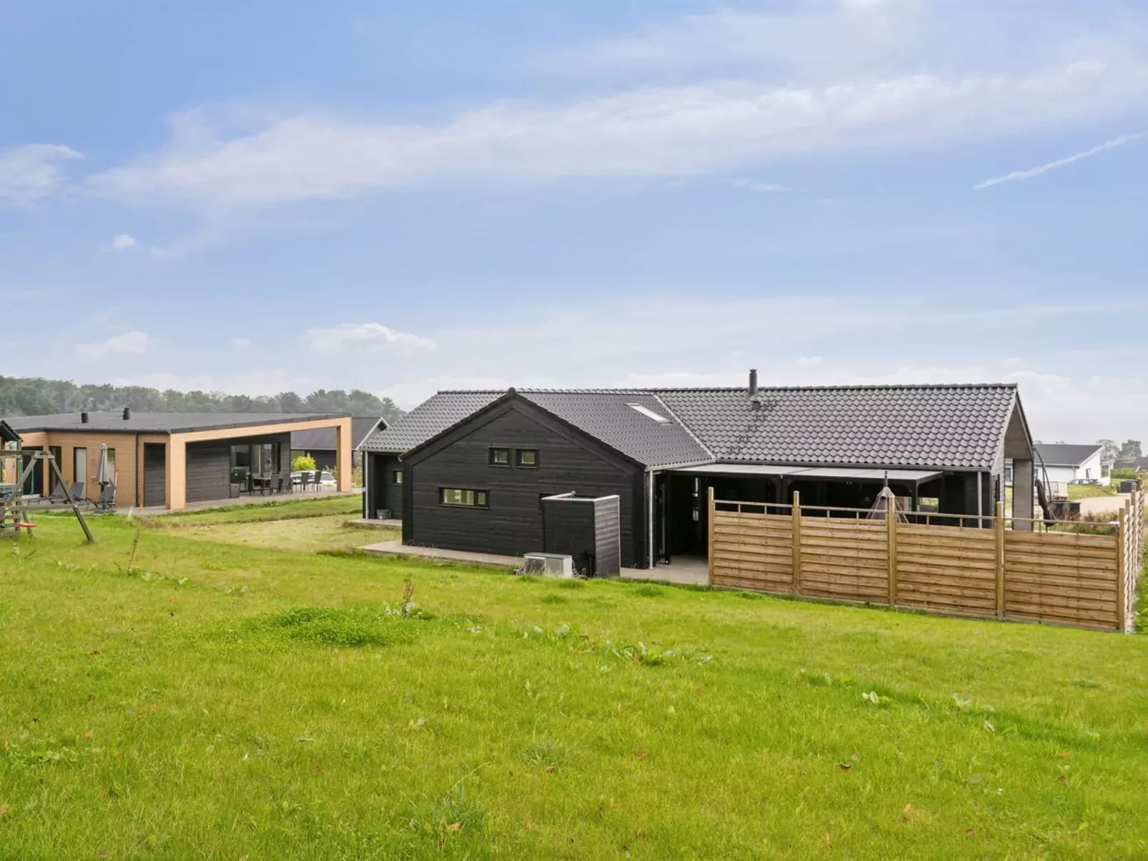 "Gunborg" - 400m from the sea-Buiten