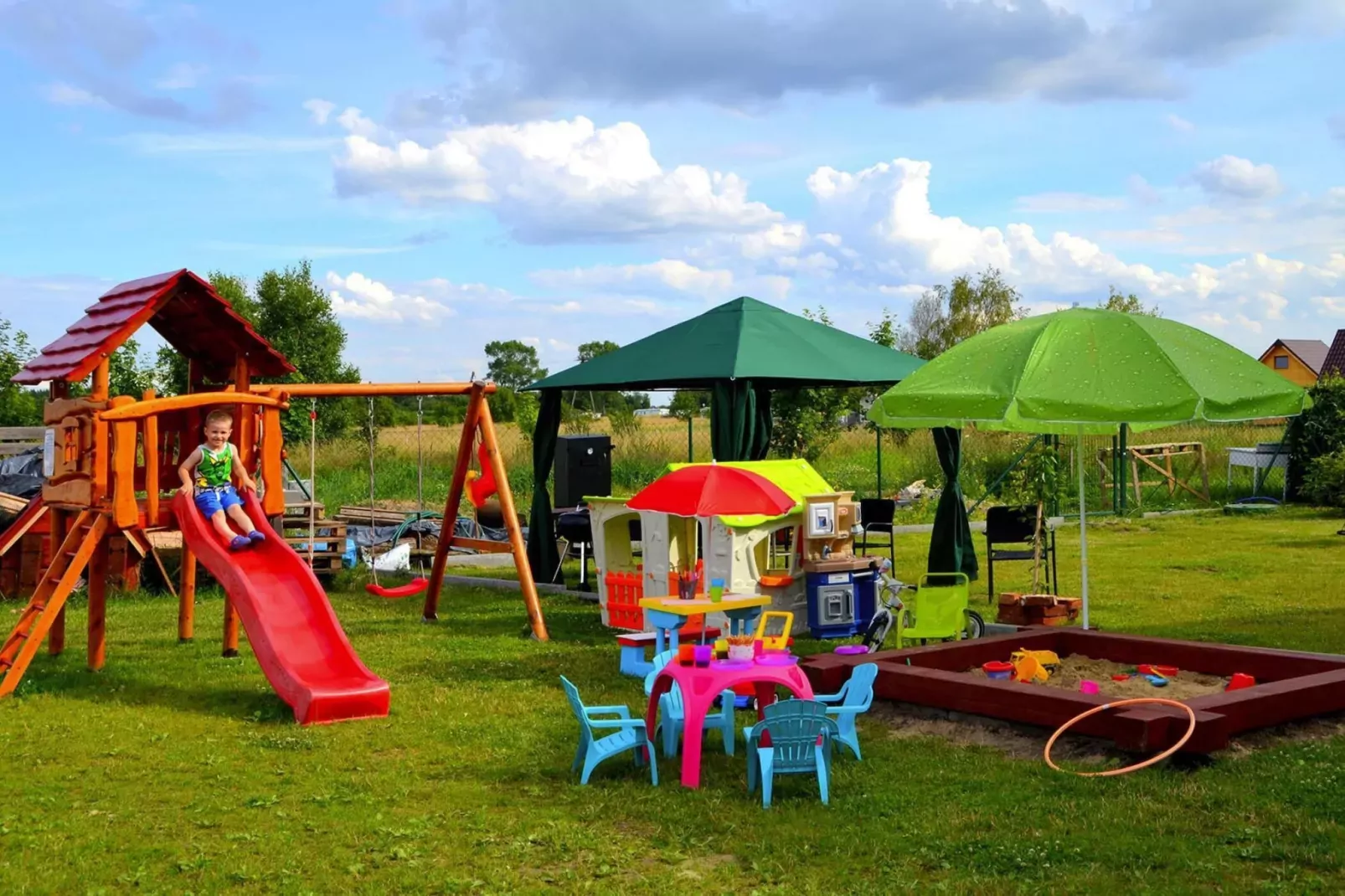 Semi-detached house, Niechorze-72 qm, 6 Pers.-Tuinen zomer