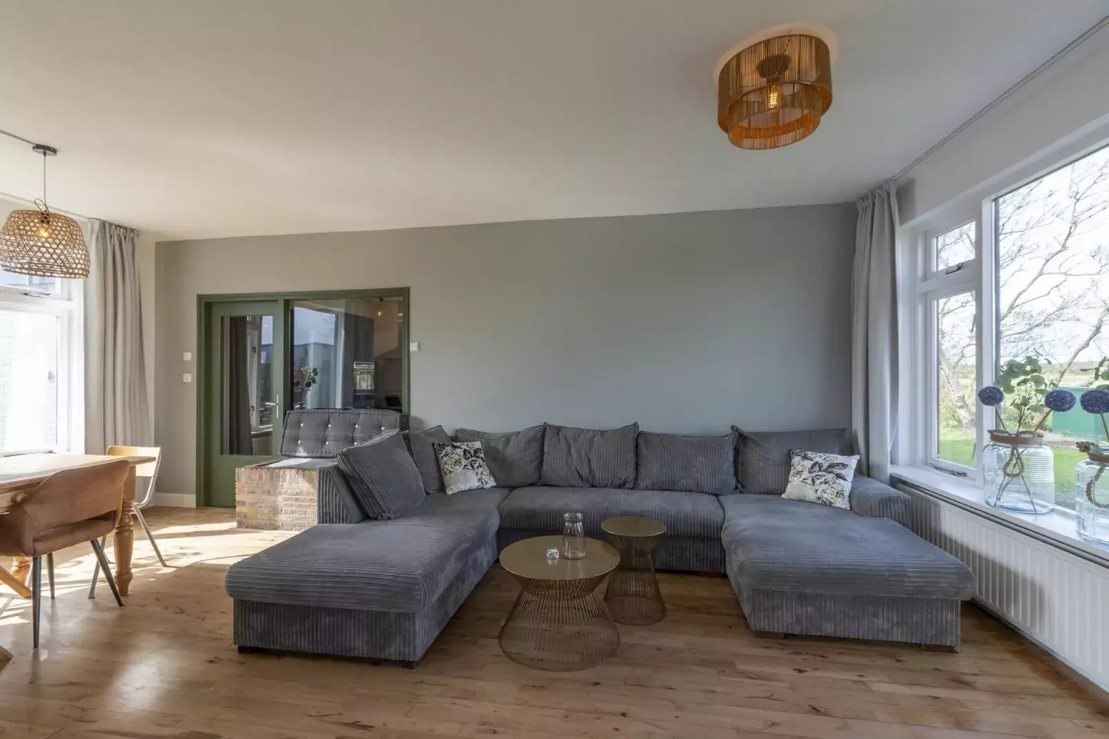 Villa Zuidwester-Woonkamer