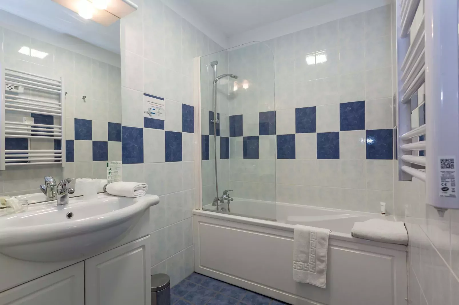 Le Domaine des Rois 3-Badkamer