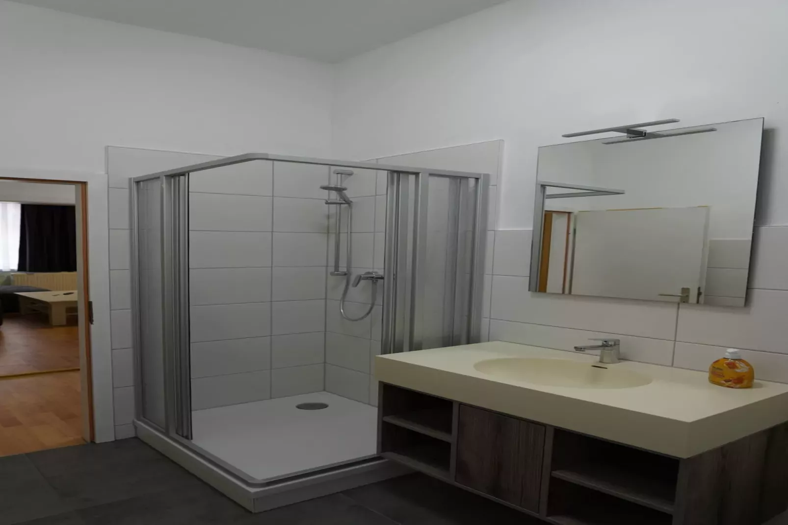 Otto der Reiche 4 Personen-Badkamer