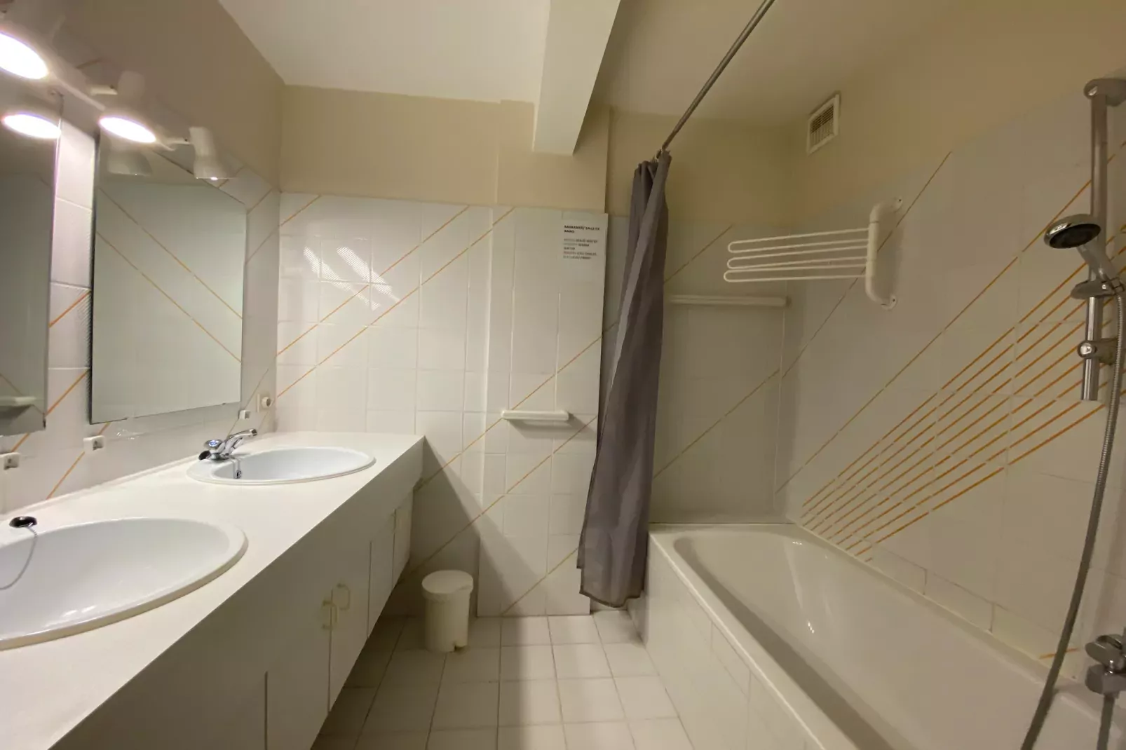 GARBI-Badkamer