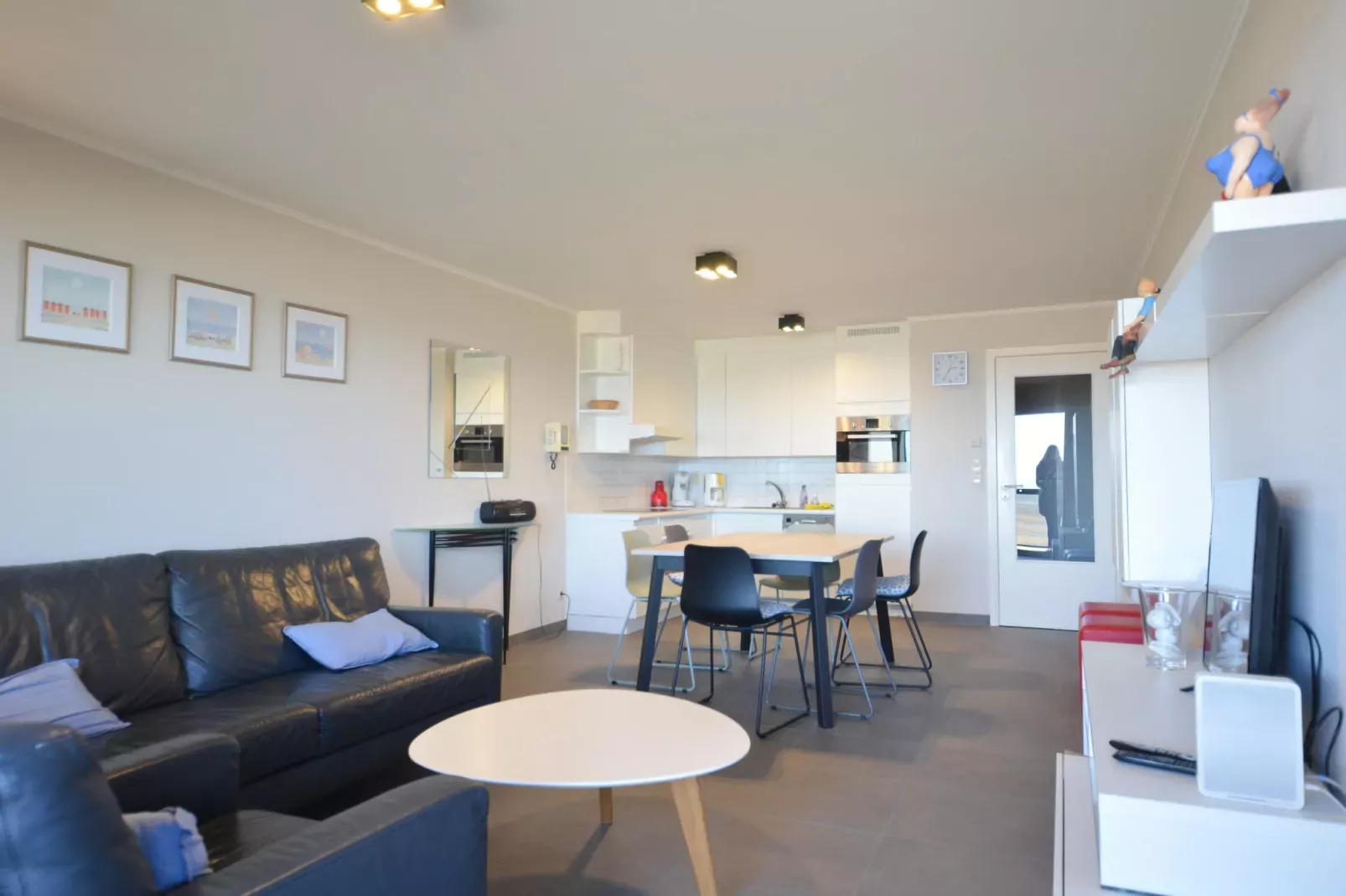 PLAZA G/2634-Woonkamer