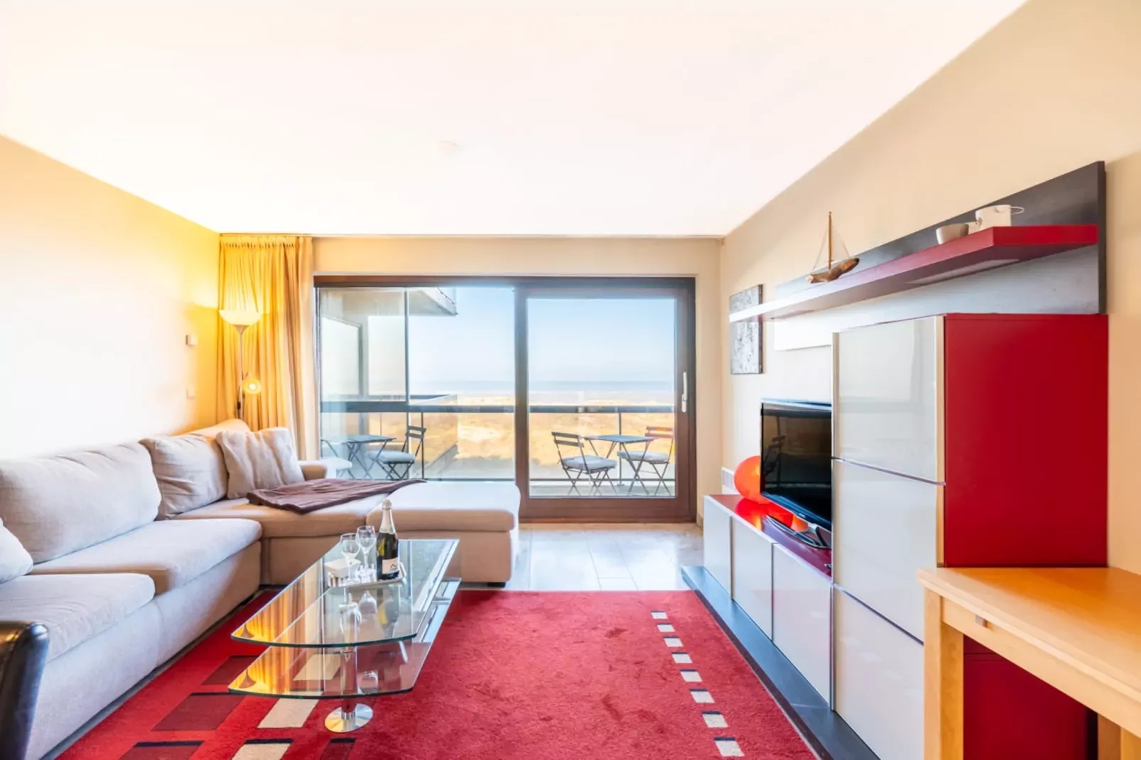 PLAZA G/2624-Woonkamer