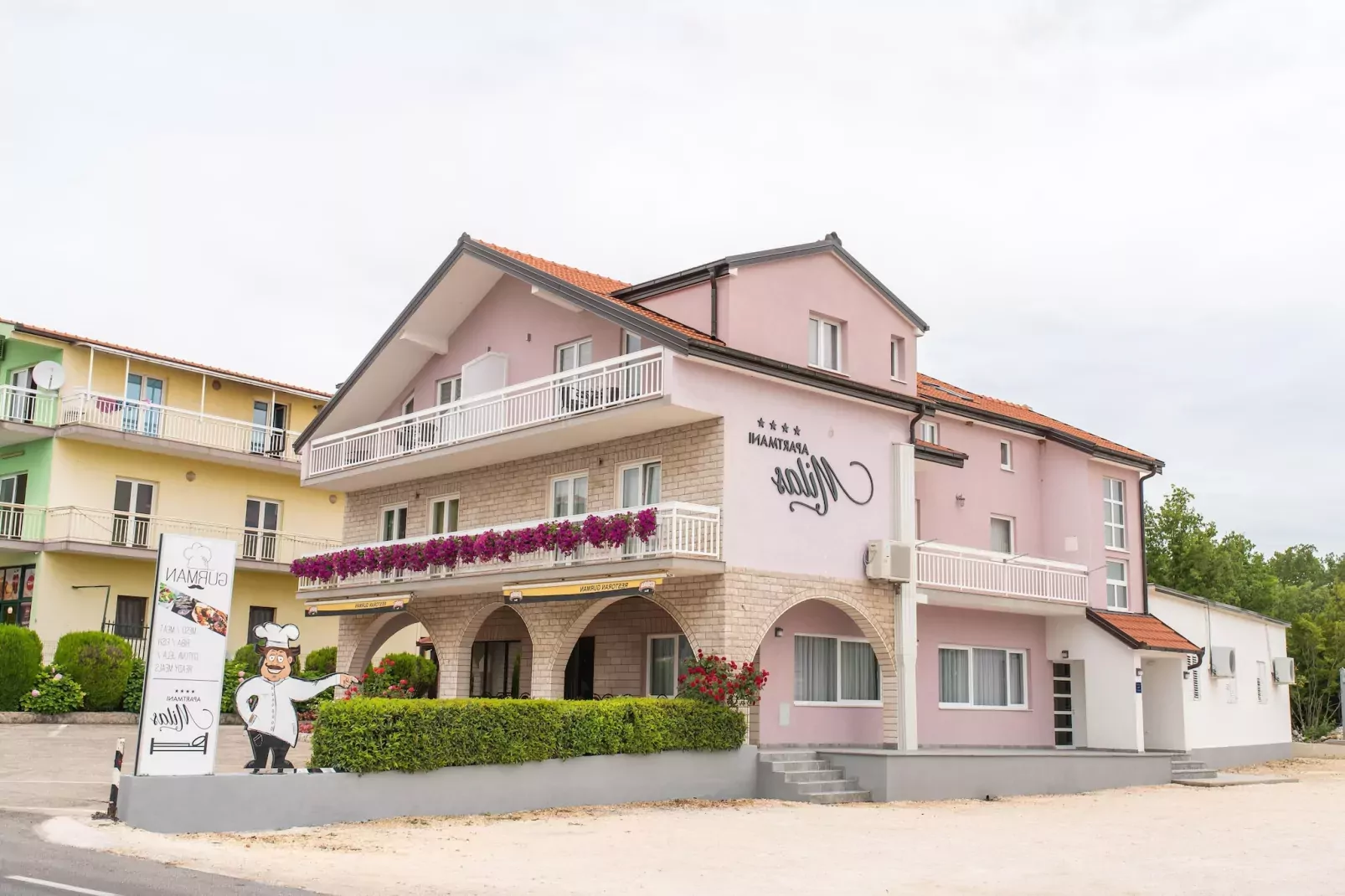 Apartman Milas 3and4-Buitenkant zomer