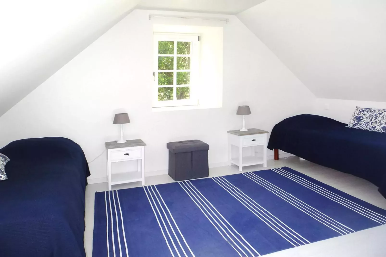 Beautiful country house on common property Plougrescant-Slaapkamer