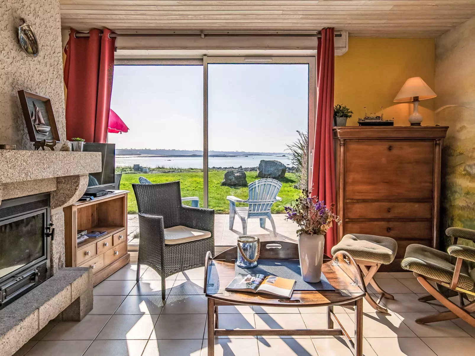 Le Fanal-Binnen