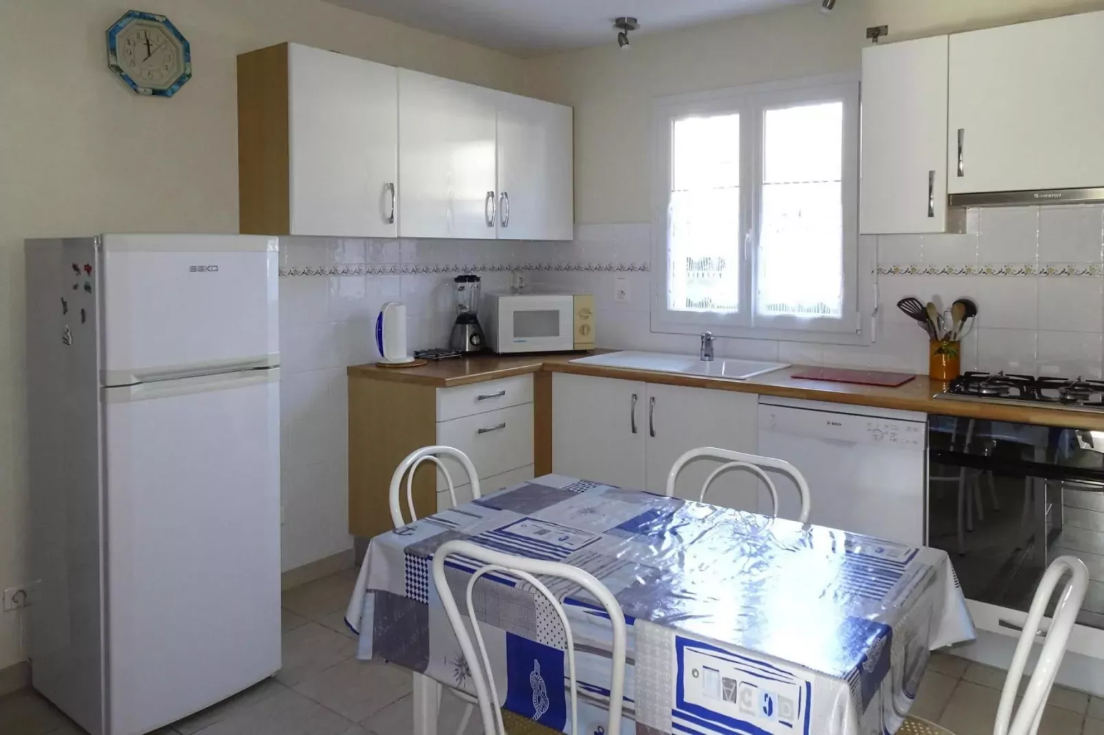 Holiday home La Forêt-Fouesnant-Keuken