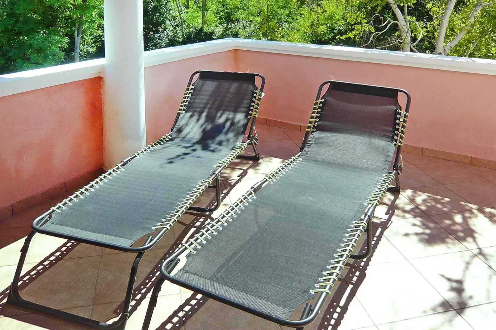 A4 - Apartments Ljilja PrivlakaA4 ca 40 qm für 1-4 Pers-Terrasbalkon