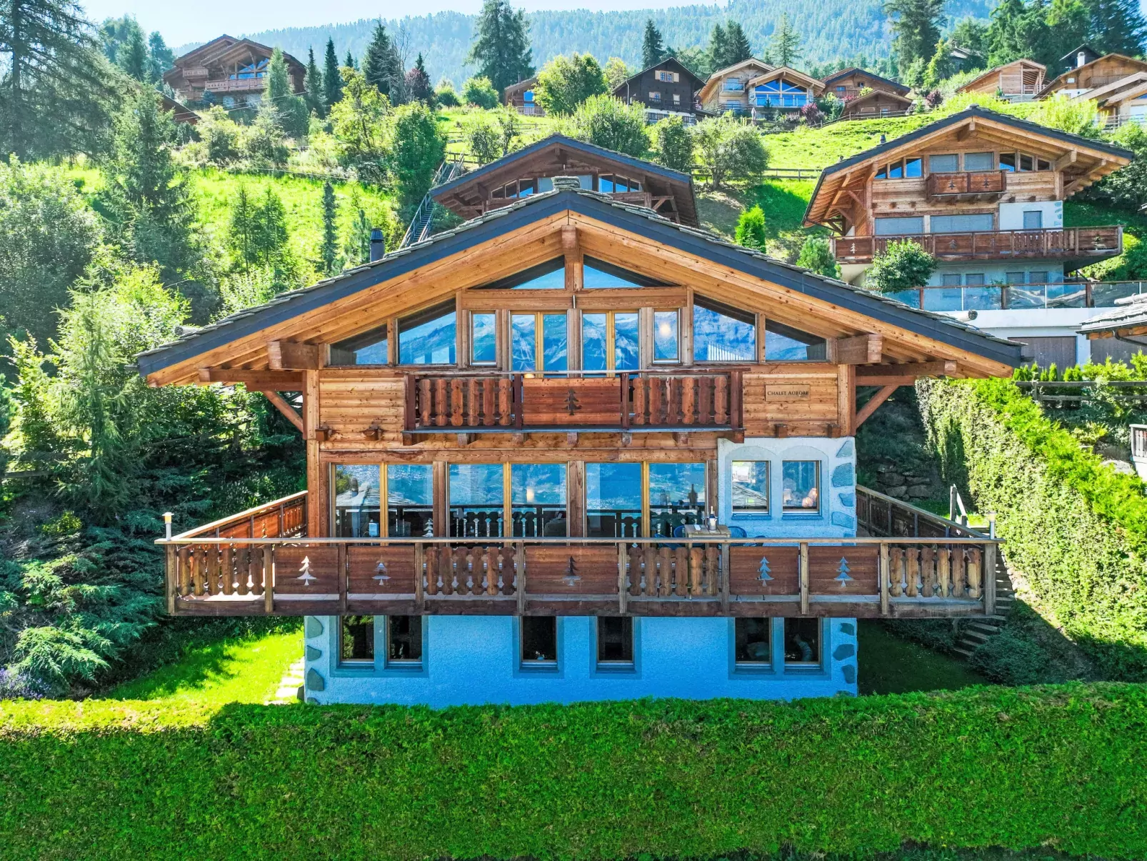 Chalet Aurore-Buiten