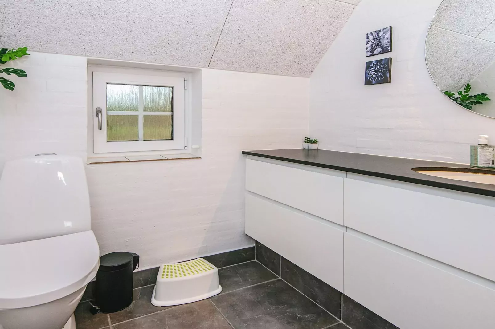 Luxe zwembadhuis bij zee -- By Traum Ferienwohnungen-Binnen