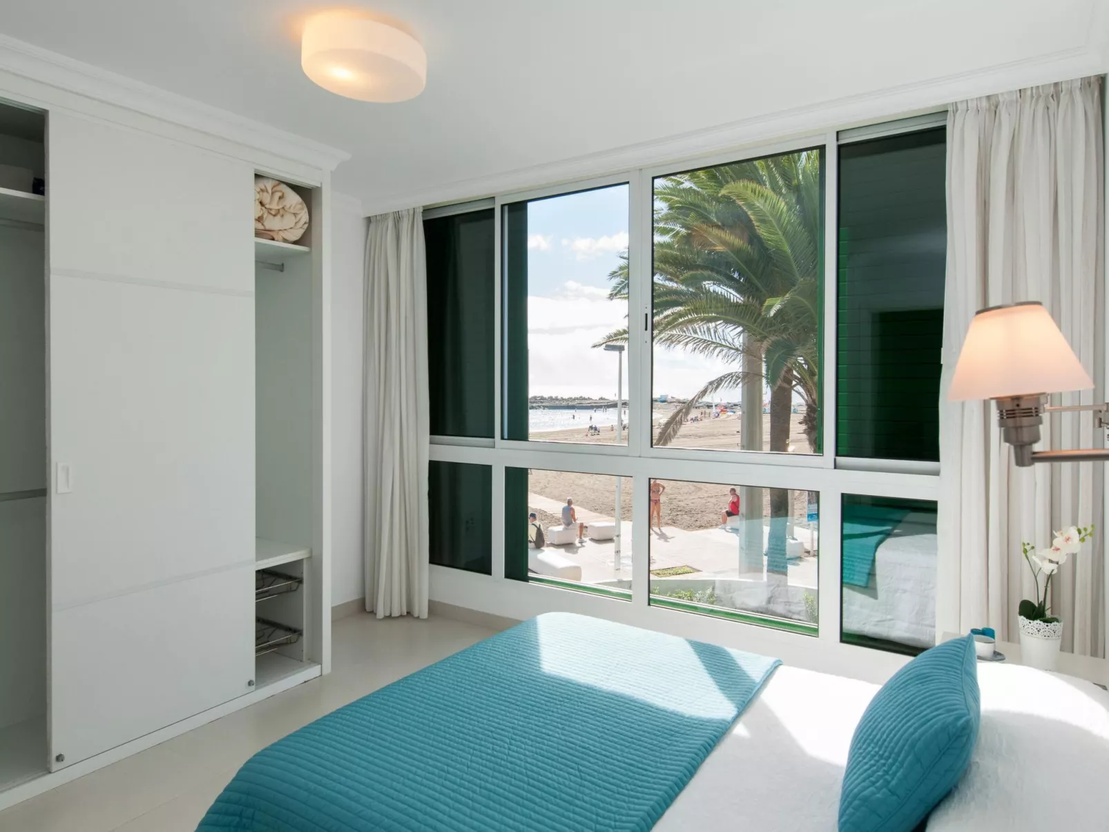 Beachfront Apartment Las Burras MRA