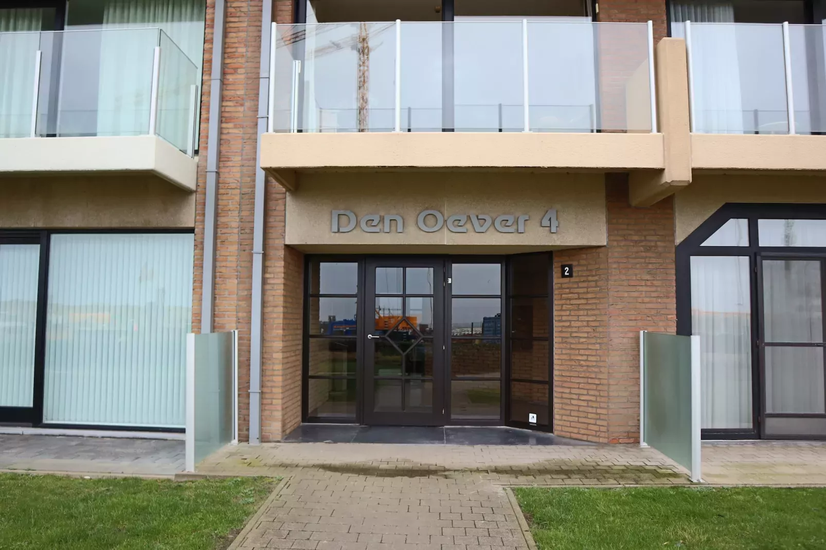DEN OEVER IV 0401GAR-Buitenkant zomer