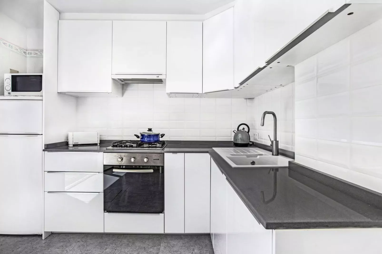 Ancora 13 B-P-Keuken