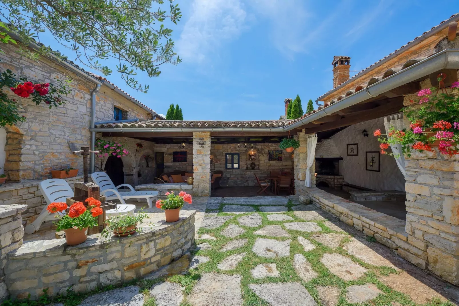 Casa Biguli-Tuinen zomer